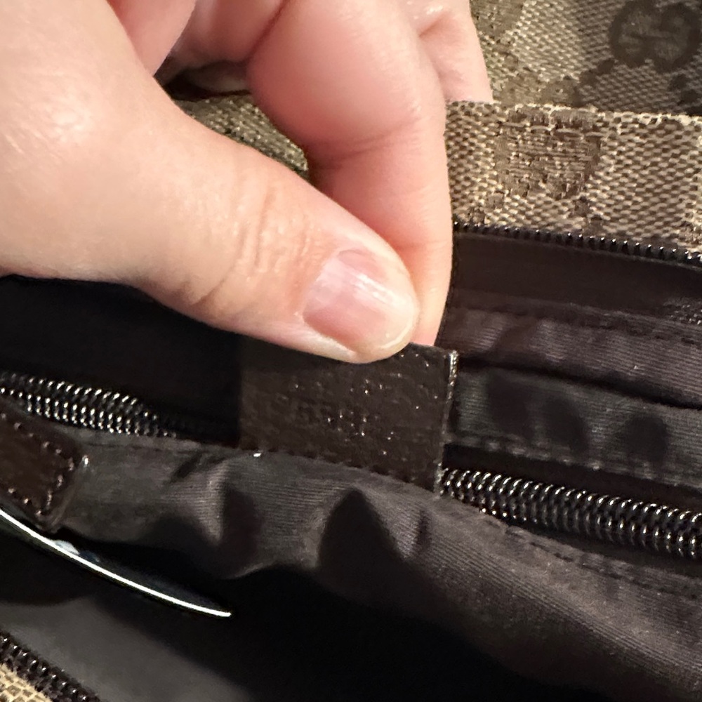 Vintage Gucci GG Sherry Tote - Picture 14 of 14